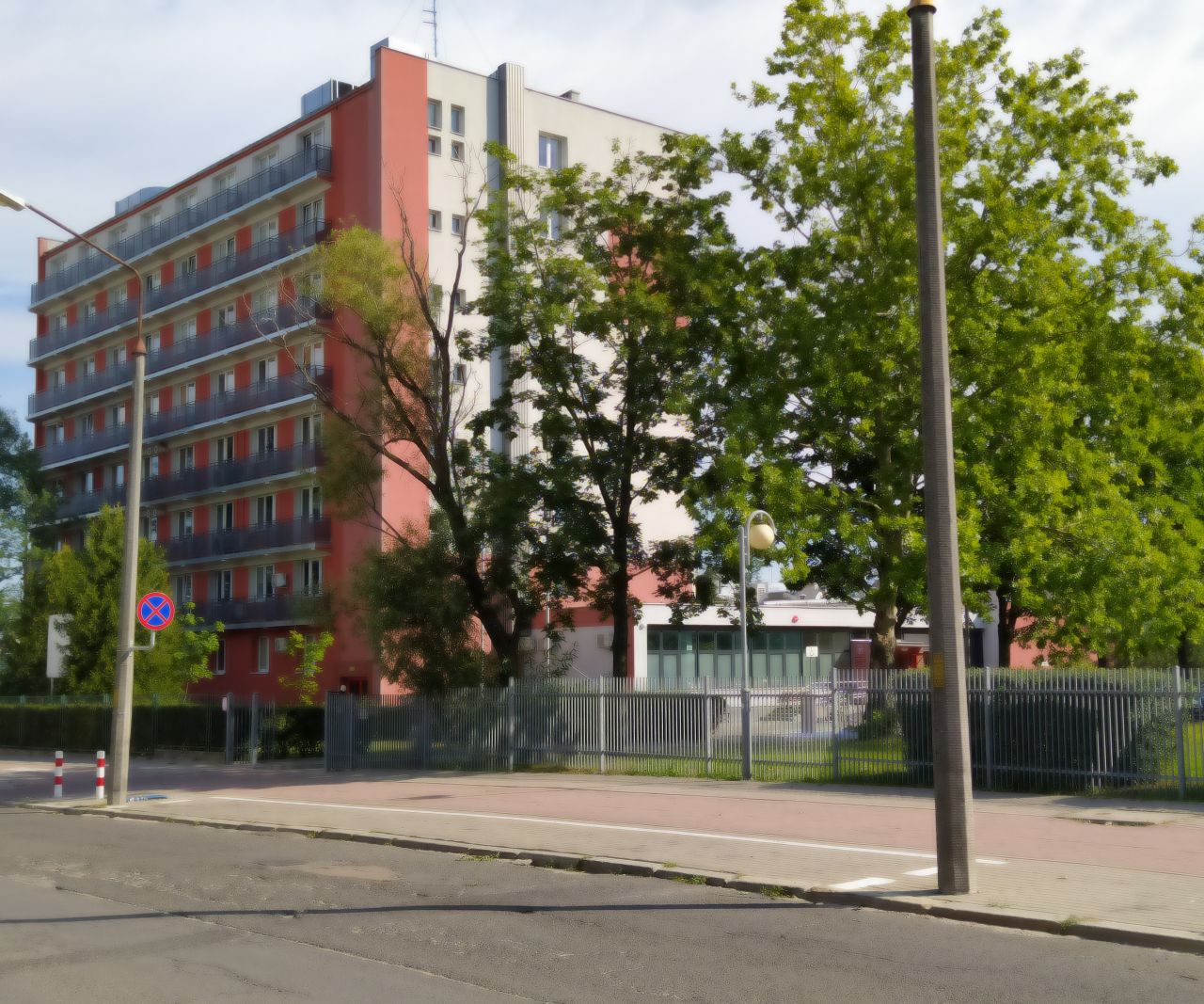 Zdjęcie otwierające stronę: W dniu 31.10.2025 r. Obszar Praktyk Studenckich będzie czynny do godziny 12:00